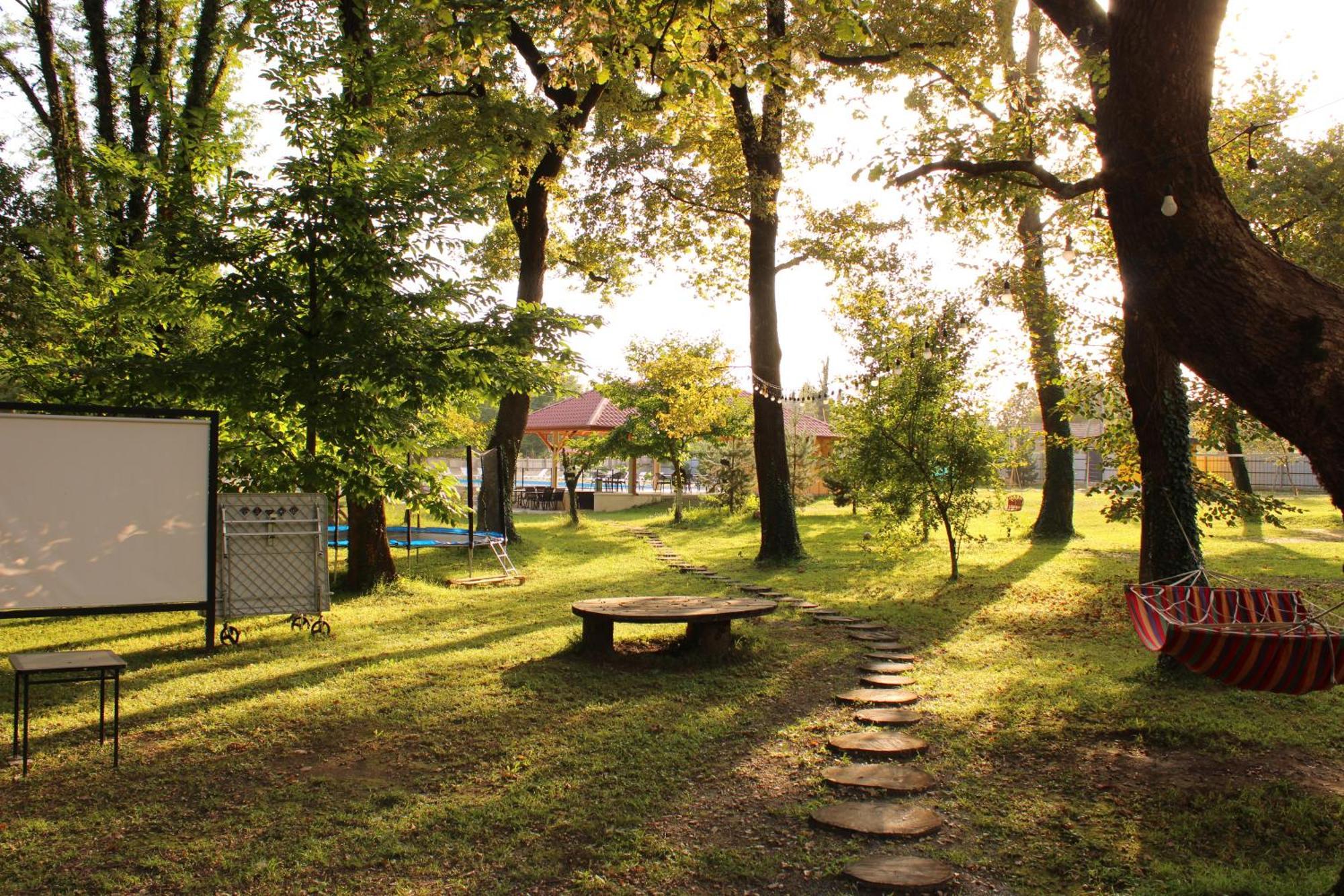 Kvareli Oaks Hotel Exterior photo